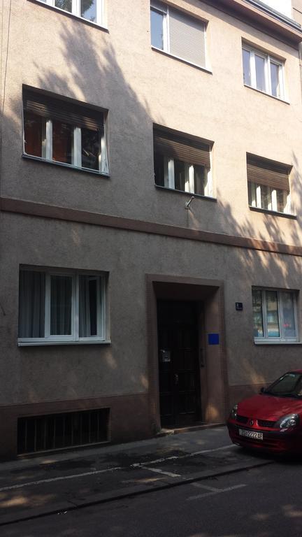 Apartments Sulekova Zagreb Ruang foto